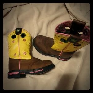 JOHN DEERE girl's boots💕